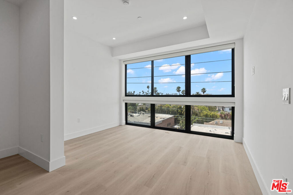 1808 Lincoln Boulevard - Photo 6