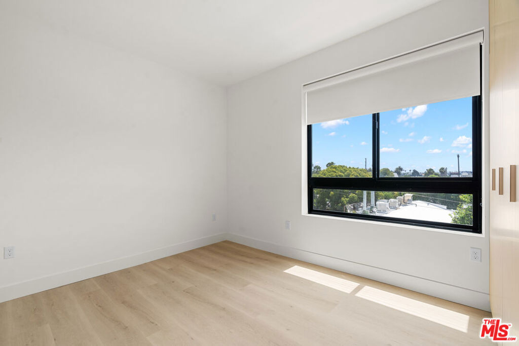 1808 Lincoln Boulevard - Photo 6