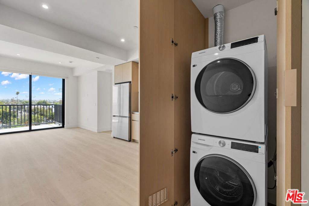 1808 Lincoln Boulevard - Photo 12