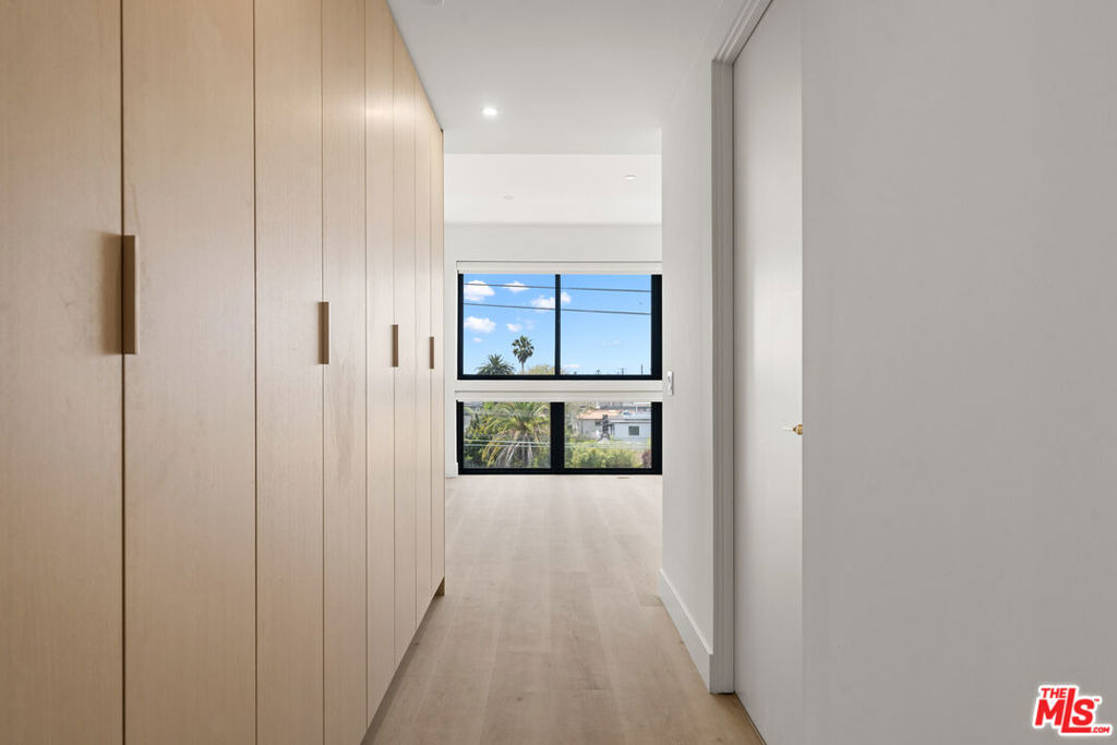 1808 Lincoln Boulevard - Photo 13