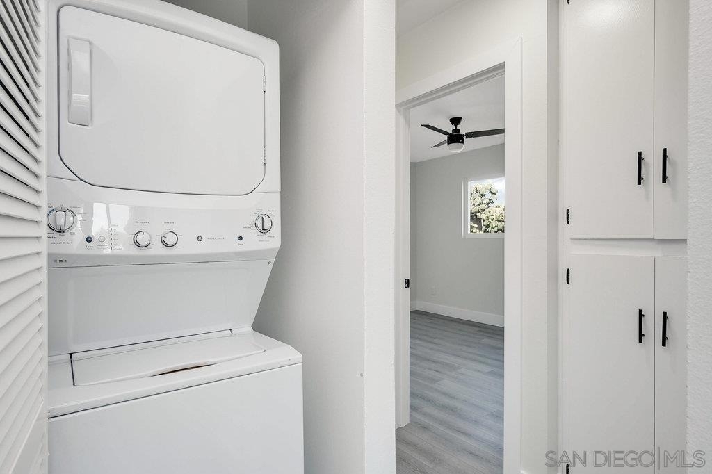 1642 C Ave - Photo 6