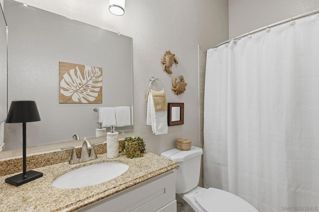 8320 Regents Rd. - Photo 21