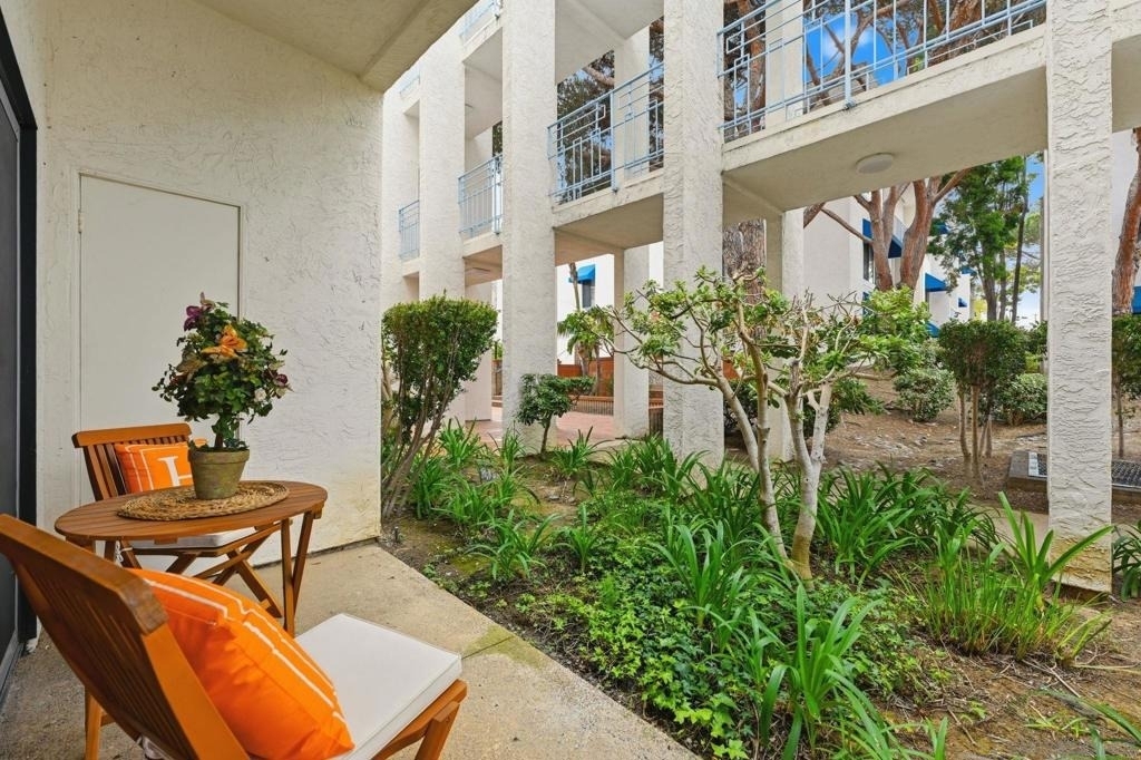 8320 Regents Rd. - Photo 3