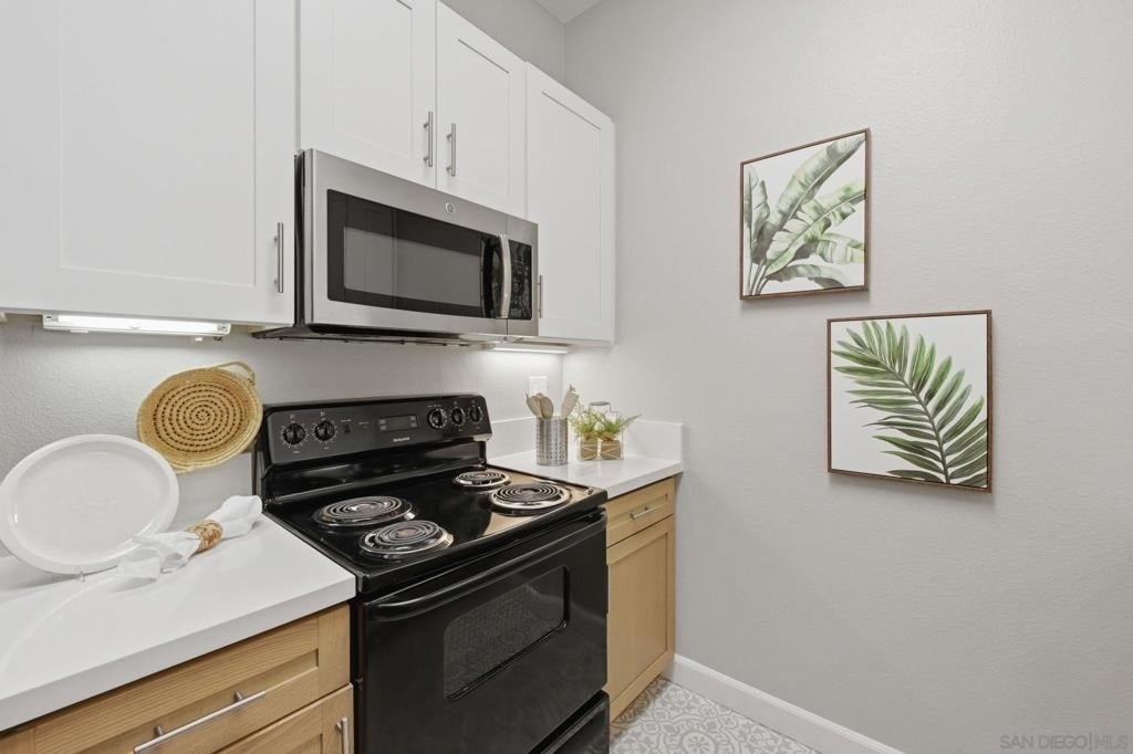 8320 Regents Rd. - Photo 10