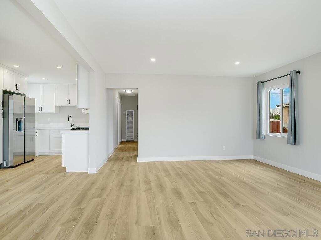 650 Colorado Ave - Photo 3