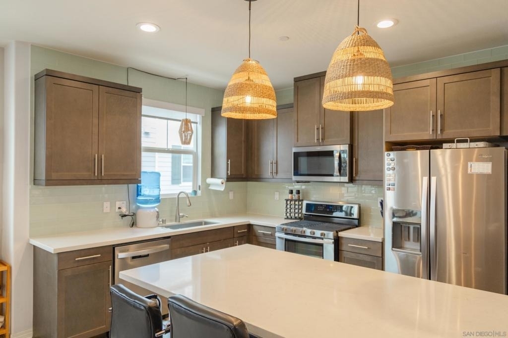 505 Lark Way - Photo 2