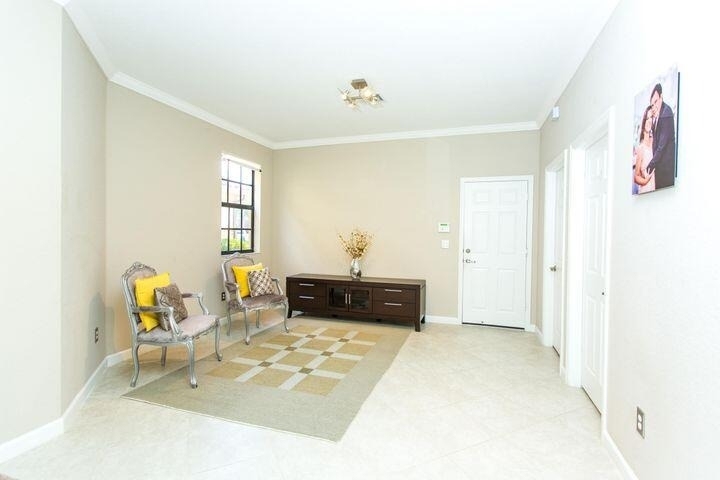 10426 Wellington Parc Drive - Photo 1