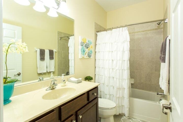 10426 Wellington Parc Drive - Photo 14