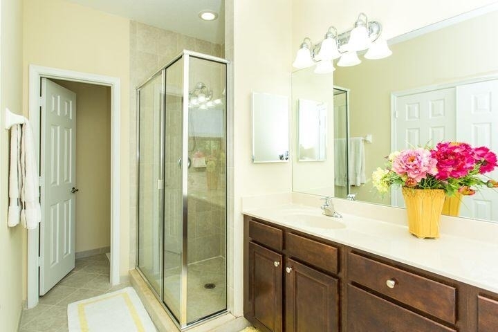 10426 Wellington Parc Drive - Photo 10
