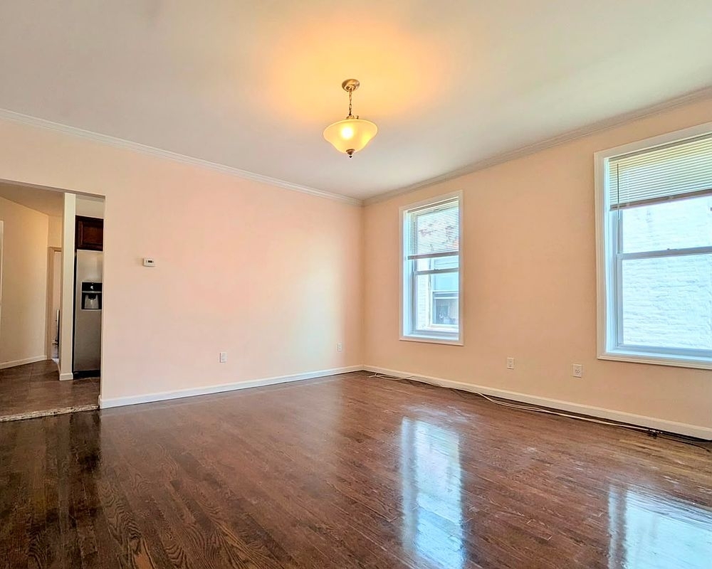 6th Avenue - Photo 1