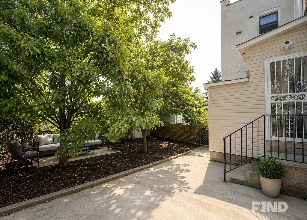 41st Street - Photo 12