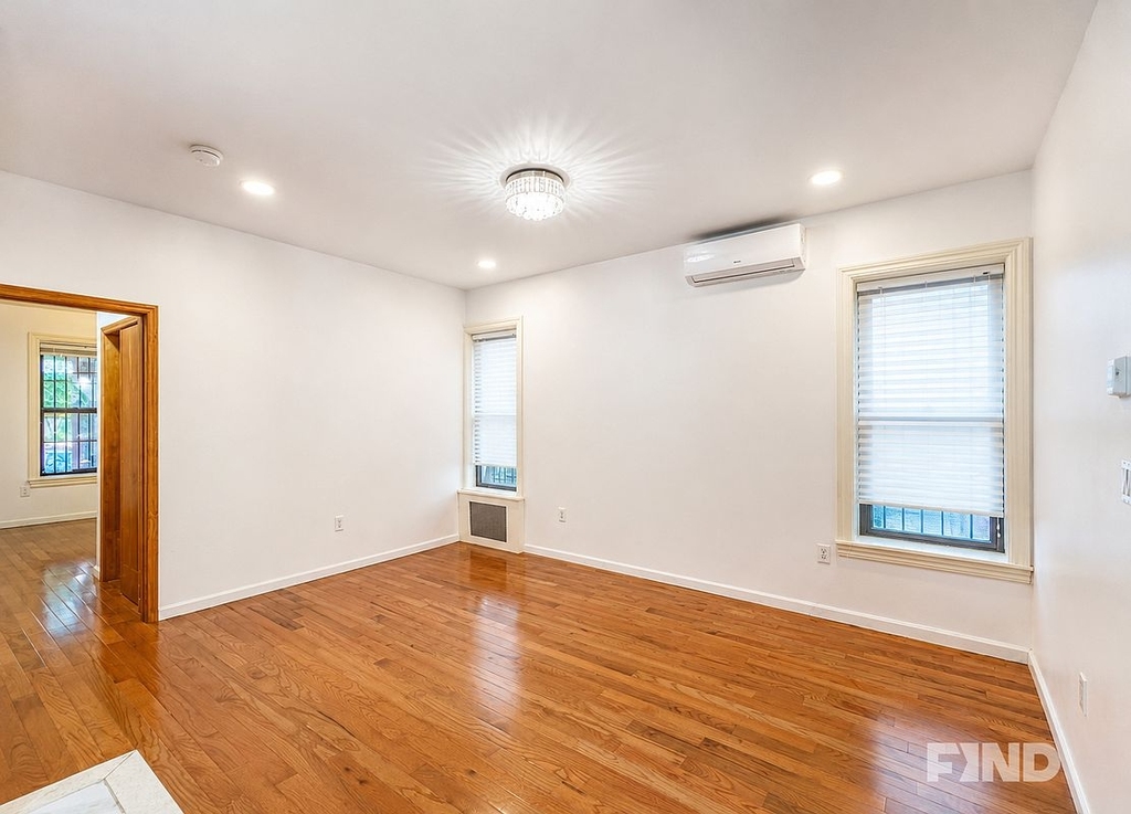 41st Street - Photo 3