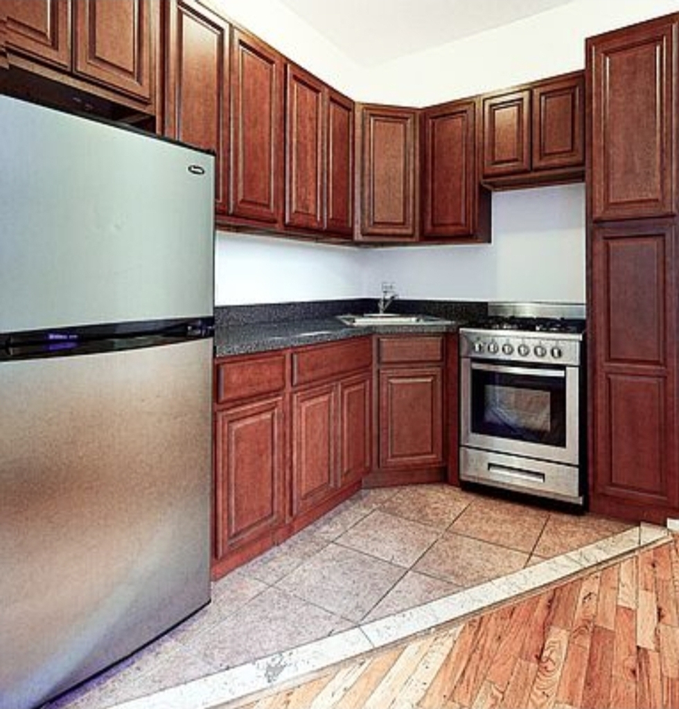 West 143rd Street - Photo 3