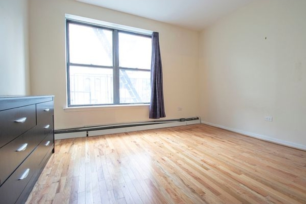 West 143rd Street - Photo 4