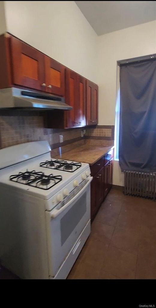 120-15 Jamaica Ave - Photo 1