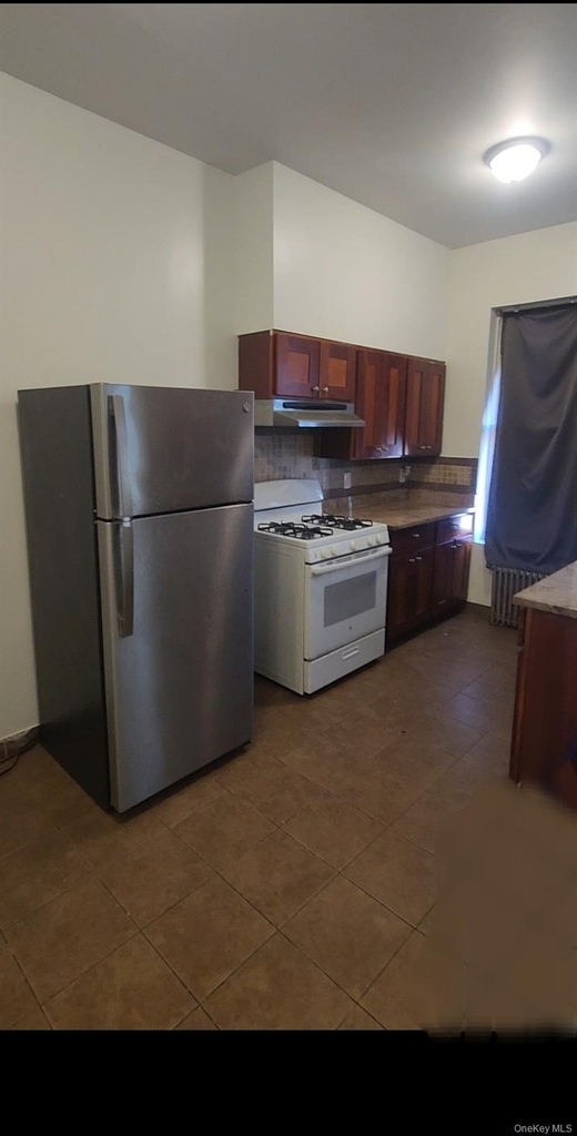 120-15 Jamaica Ave - Photo 0
