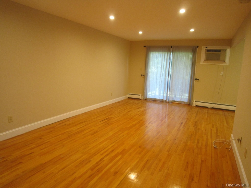 14 Charles Lane - Photo 6