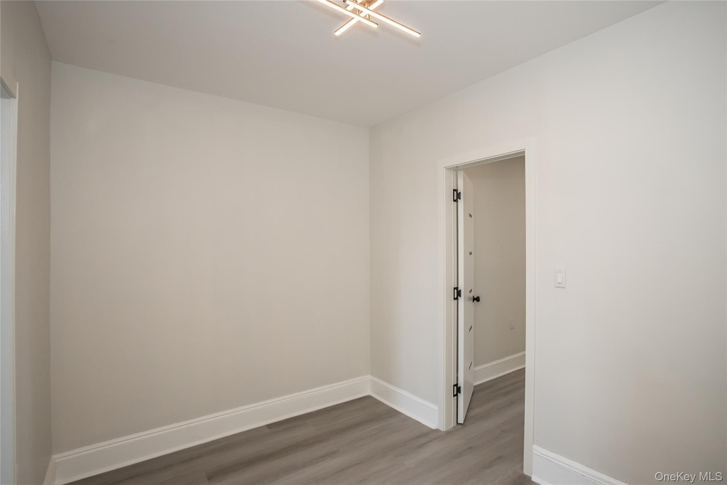 67-17 Myrtle Avenue - Photo 12