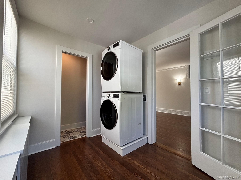 23 Perry Avenue - Photo 17