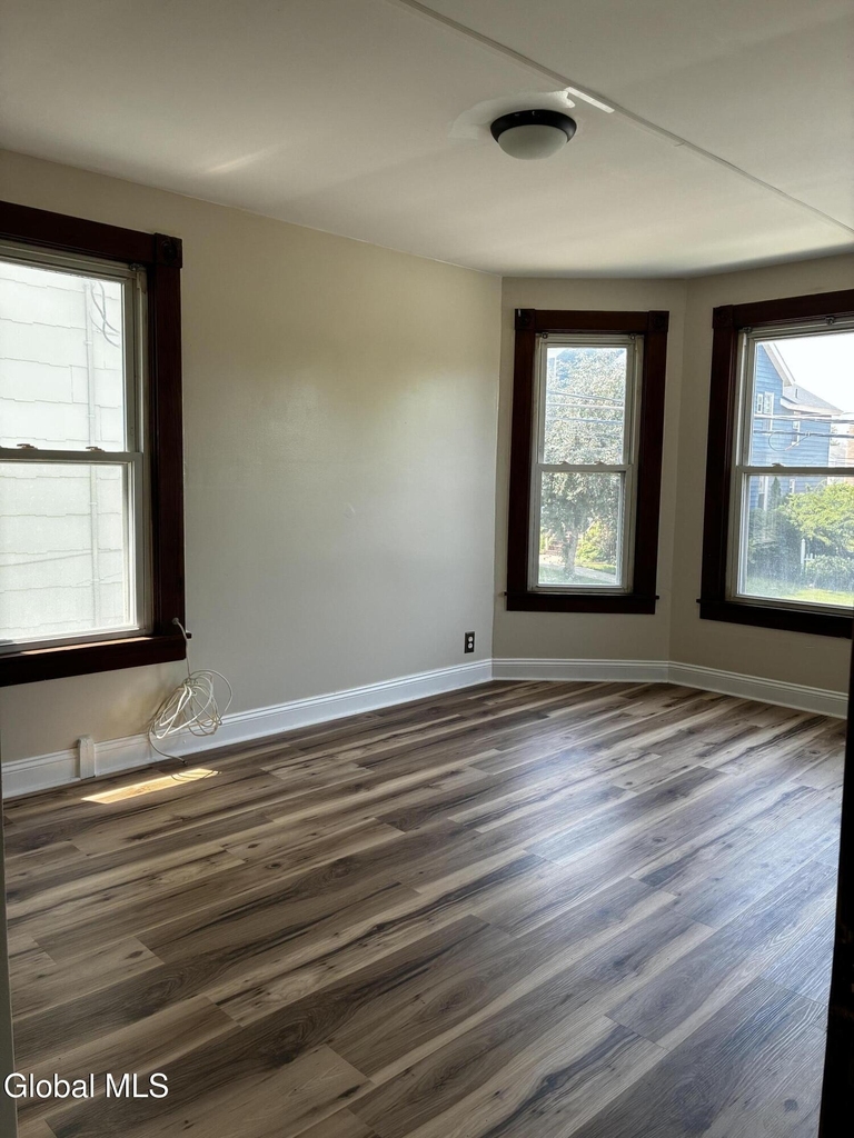 44 S Perry Street - Photo 9