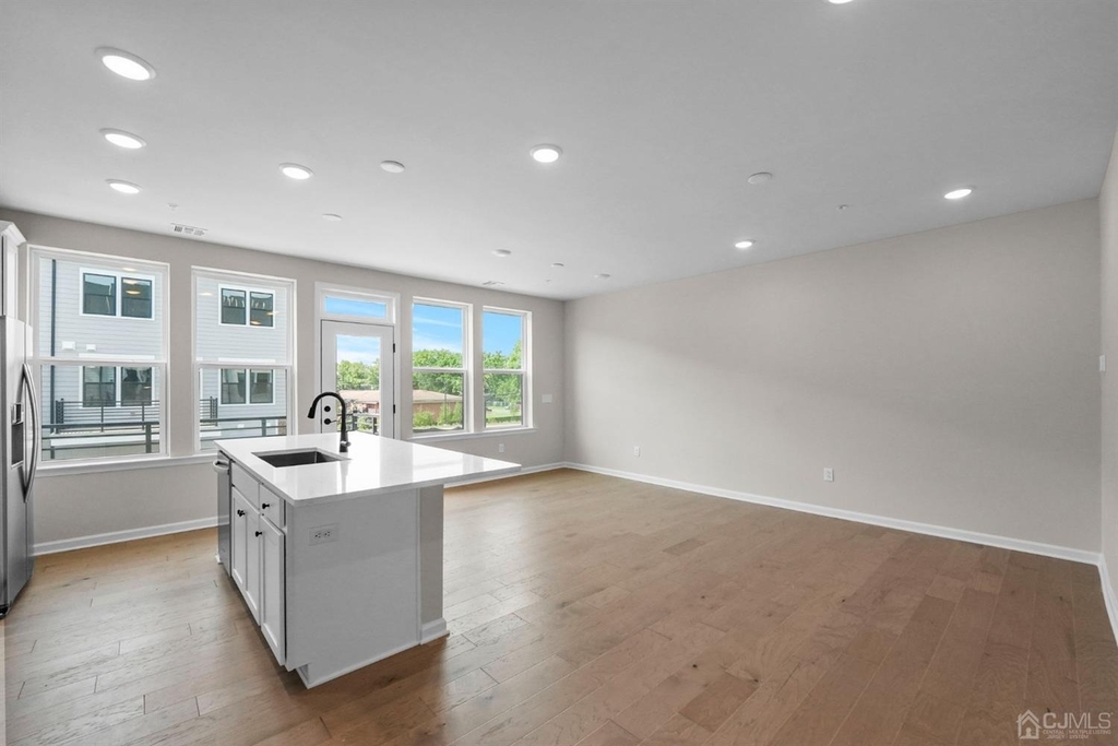 206 Lyla Lane - Photo 2
