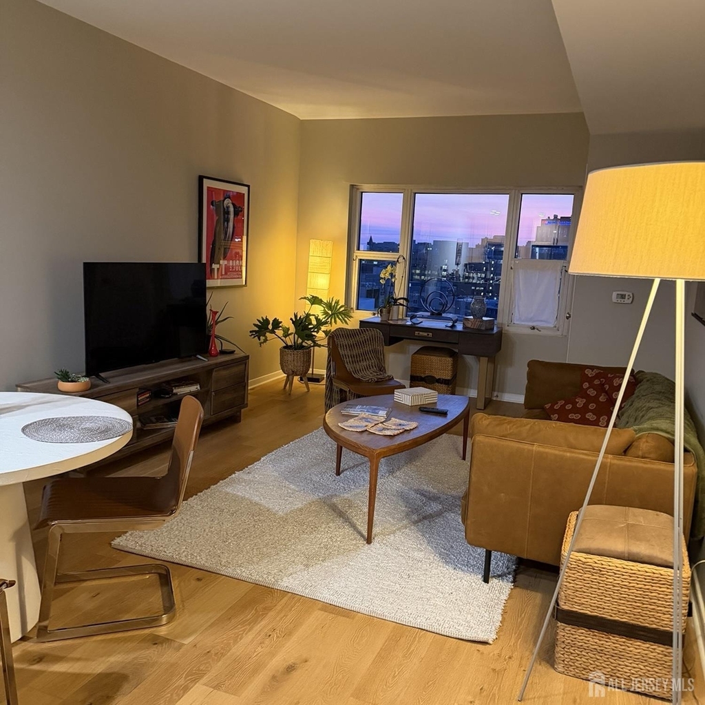 20 Livingston Avenue - Photo 17
