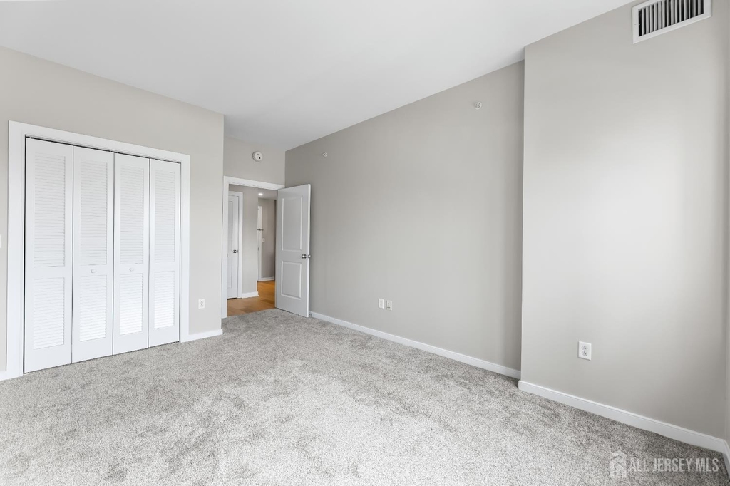 20 Livingston Avenue - Photo 25