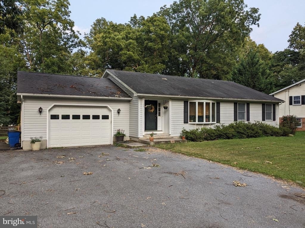 164 Ashley Drive - Photo 1