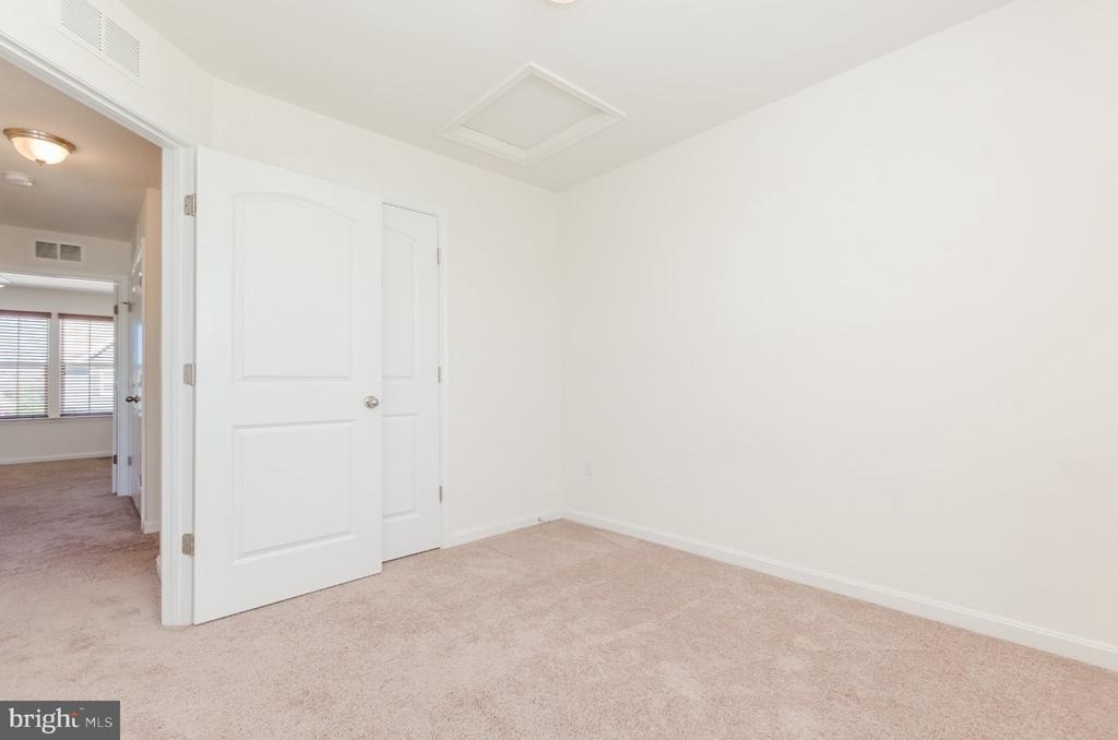 172 Drexel Court - Photo 40