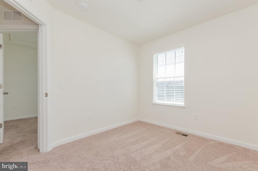 172 Drexel Court - Photo 44