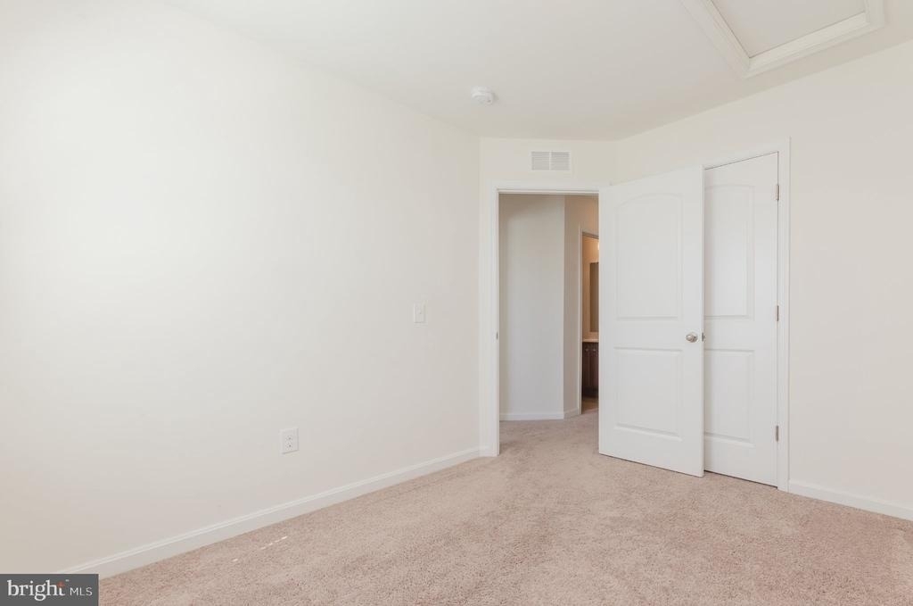 172 Drexel Court - Photo 41