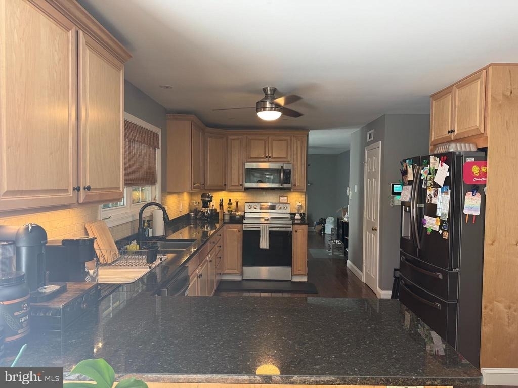 36 Dorothy Lane - Photo 13