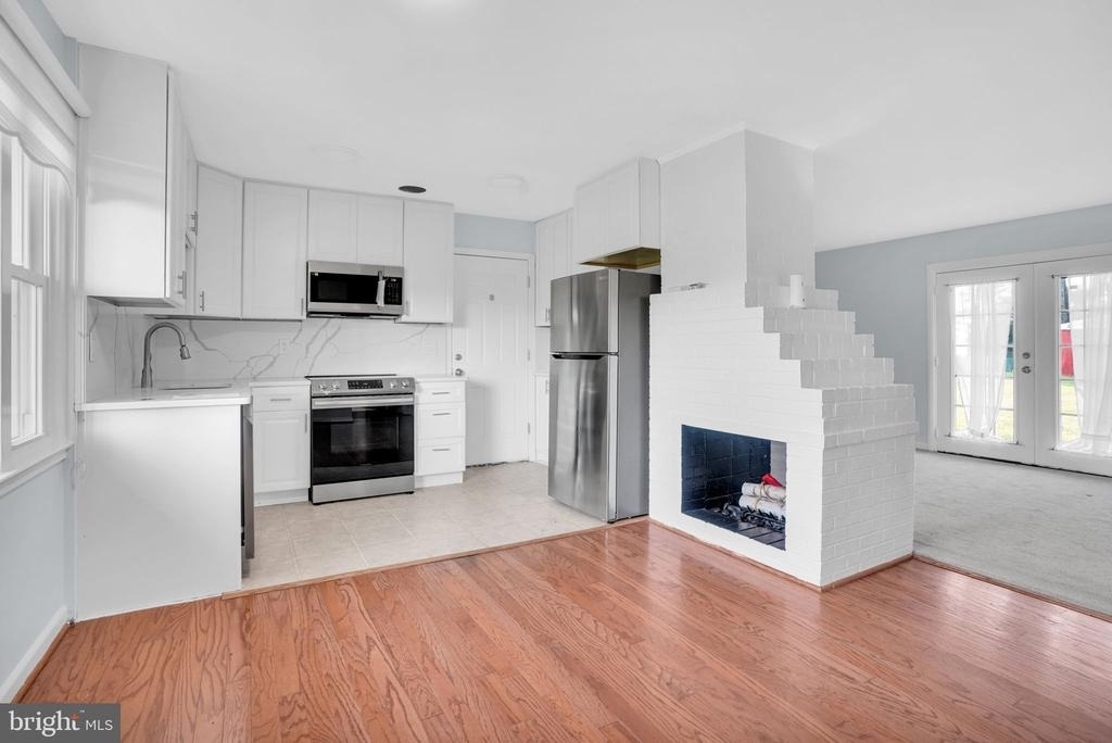 13209 Thornton Drive - Photo 7