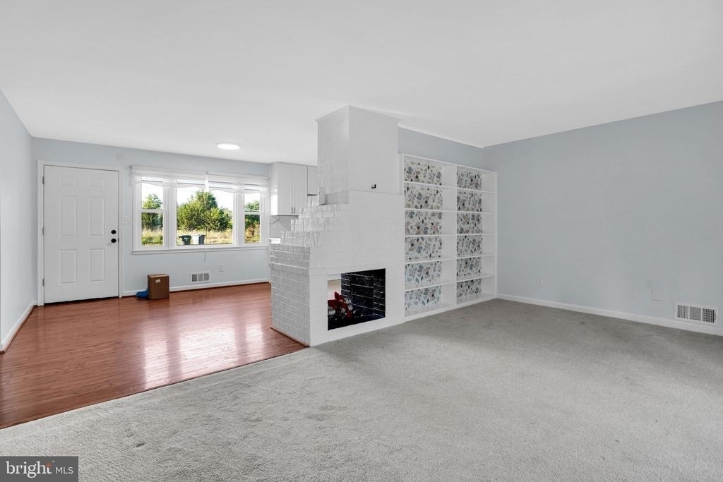 13209 Thornton Drive - Photo 8