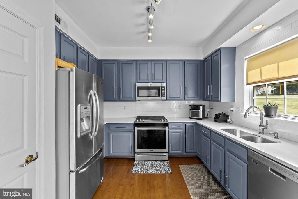 15305 Brazil Circle - Photo 18