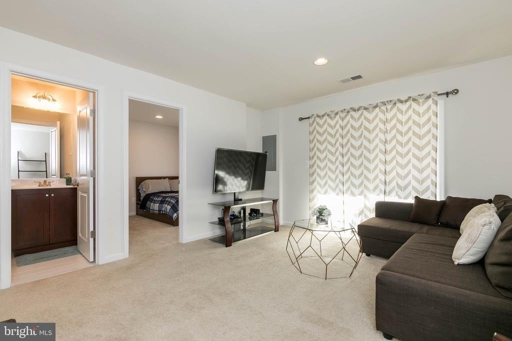9065 Connor House Road - Photo 9