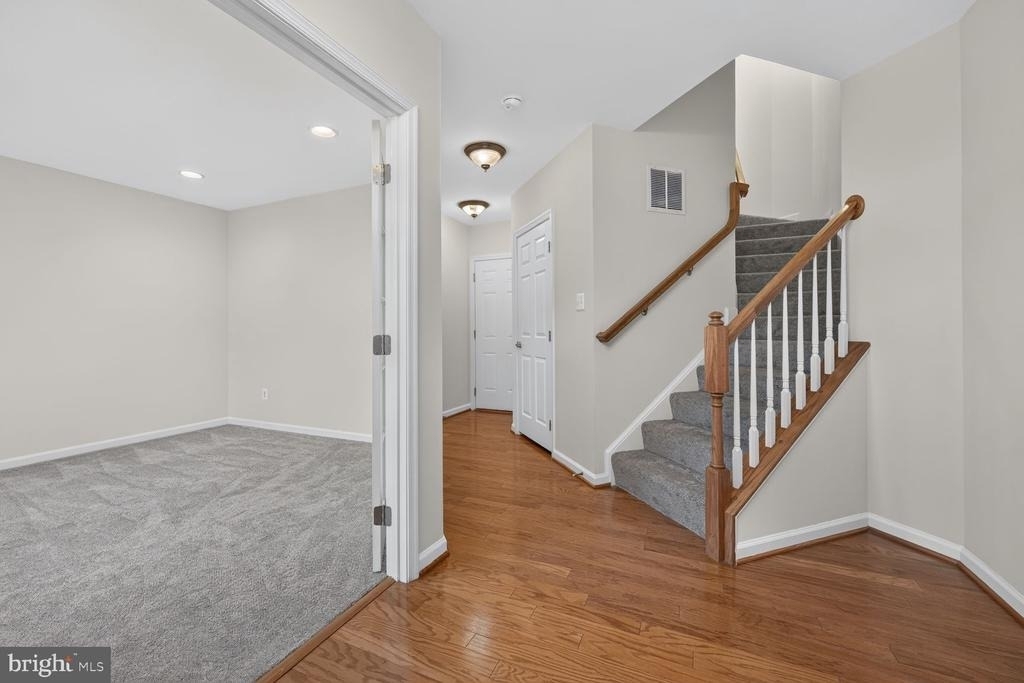 2293 Merseyside Drive - Photo 3