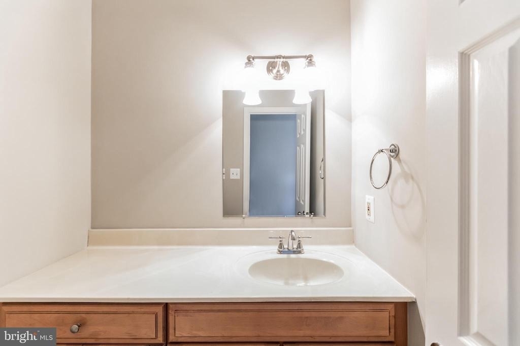 5335 Lake Cove Court - Photo 1