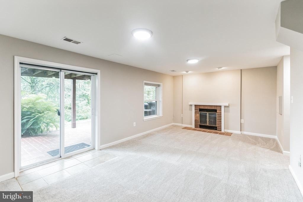 5335 Lake Cove Court - Photo 26
