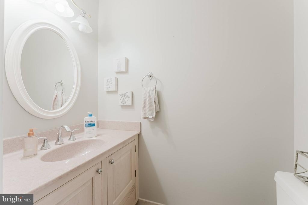 8001 Bethelen Woods Lane - Photo 9