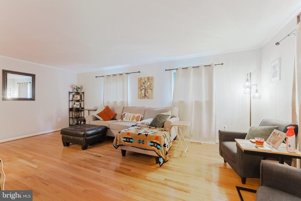 8001 Bethelen Woods Lane - Photo 5