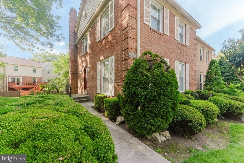 8001 Bethelen Woods Lane - Photo 21