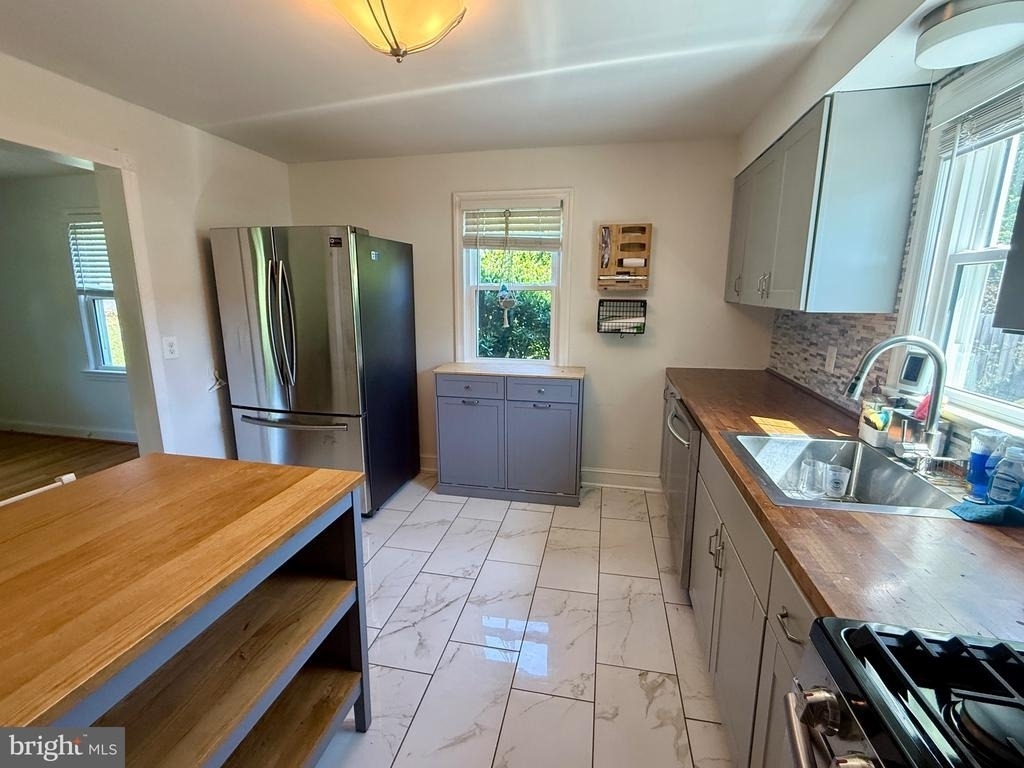 2903 Oak Knoll Drive - Photo 8