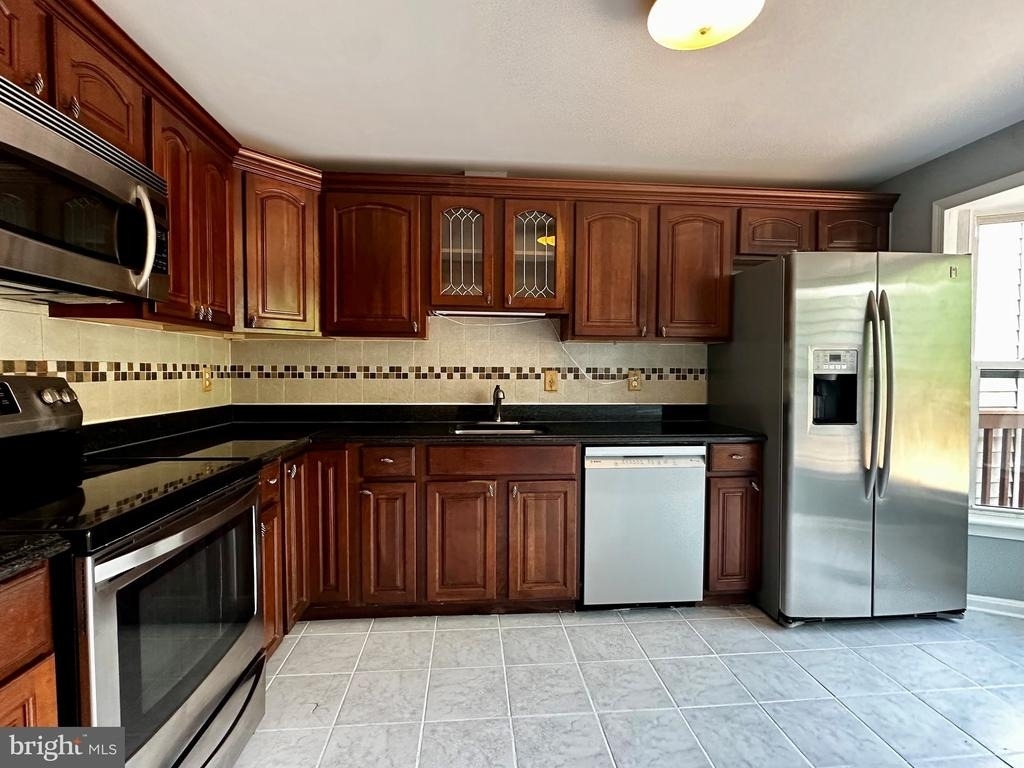 6504 Brookleigh Way - Photo 5