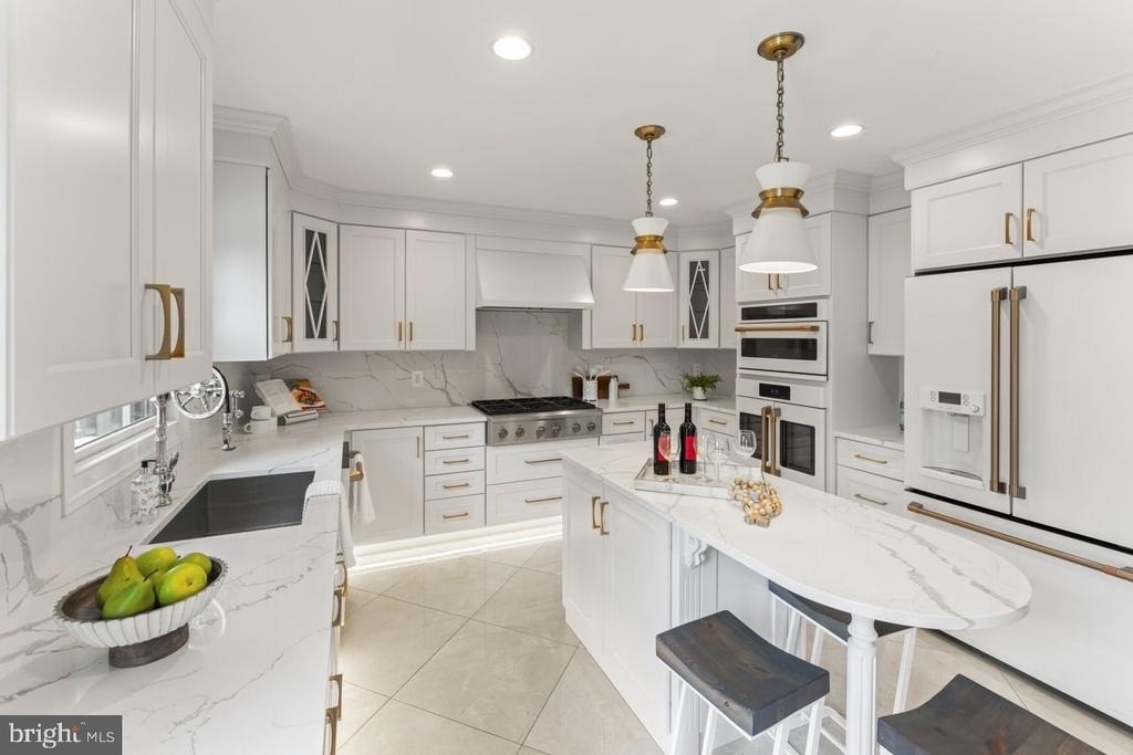 5844 Bermuda Court - Photo 8