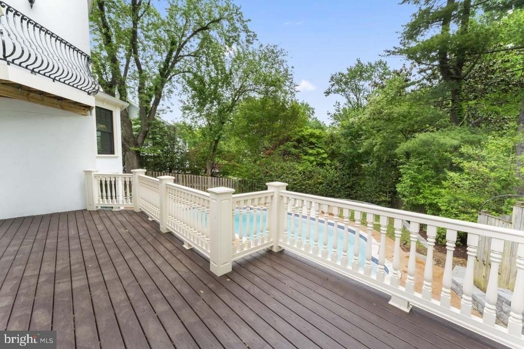 5844 Bermuda Court - Photo 37