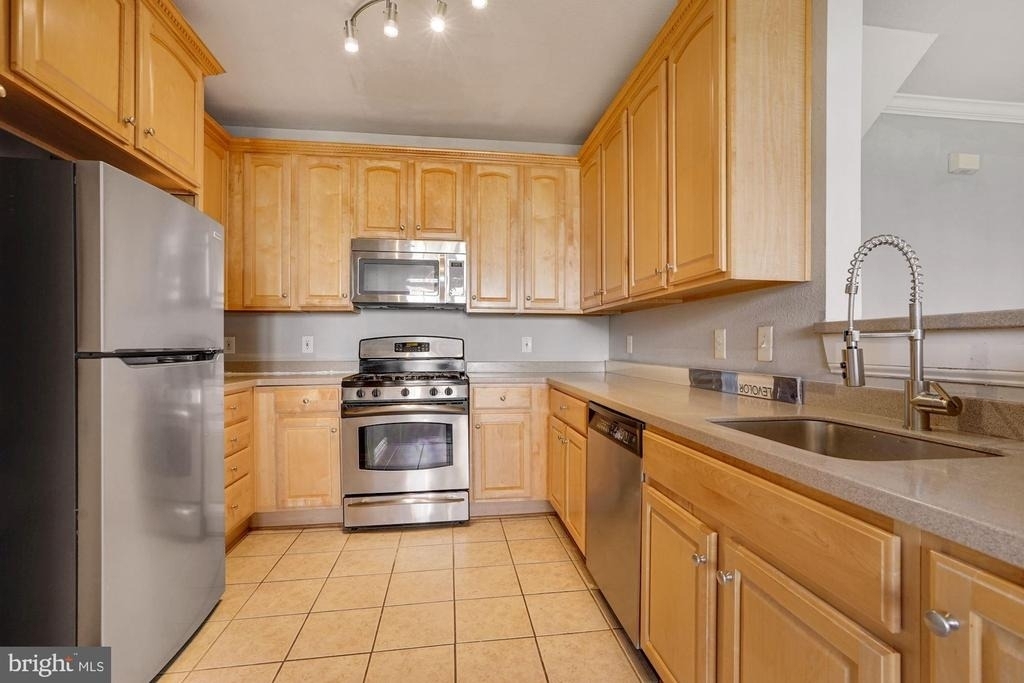 13038 Cabin Creek Road - Photo 10