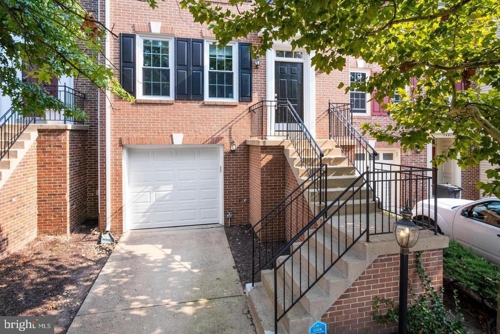 7439 Heatherfield Lane - Photo 0