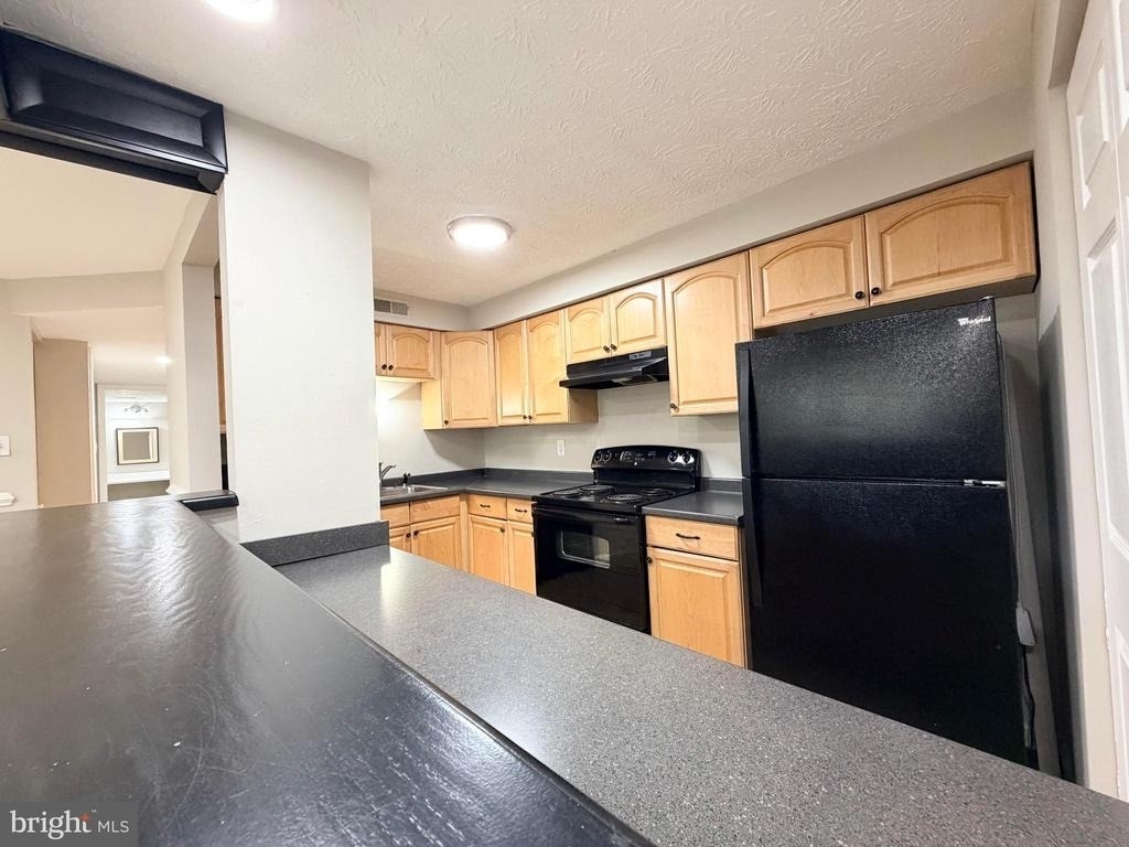 8382 Brockham Drive - Photo 9