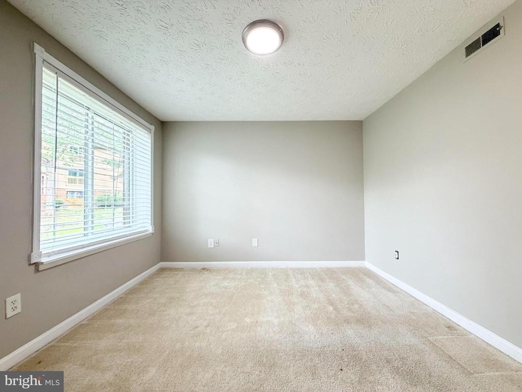 8382 Brockham Drive - Photo 21
